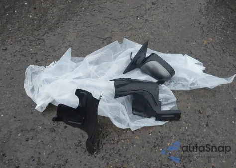 2003 Ford Thunderbird z USA, uszkodzony, nr VIN 1FAHP60A13Y110898